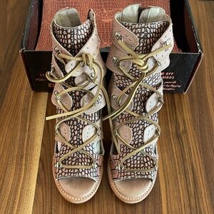 Freebird Brandy Pink Croc Multi size 9, worn once